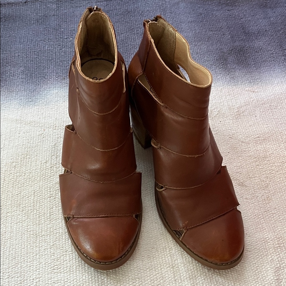 Seychelles Women's Brown Heels